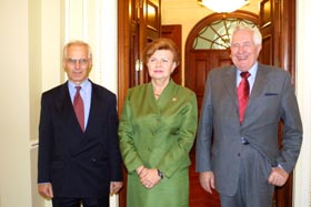 VIKE1.JPG (27254 bytes)