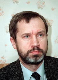 PUKIS.JPG (20346 bytes)