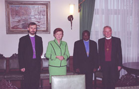 V06.JPG (16623 bytes)