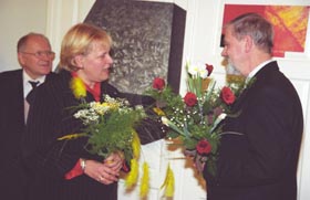 O4.JPG (16897 bytes)