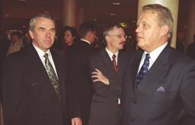 R09.JPG (11659 bytes)