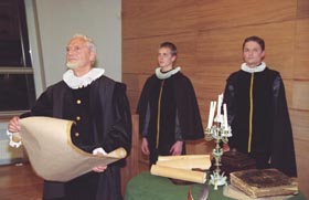 R10.JPG (14732 bytes)