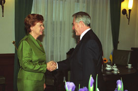 UKRAINIS.JPG (17569 bytes)