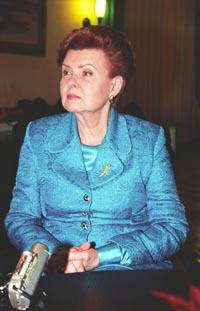 V3.JPG (21858 bytes)