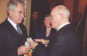 U6.JPG (15107 bytes)