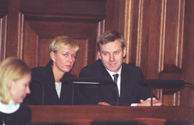 S06.JPG (24279 bytes)