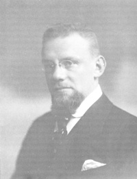 SKUJENIEKS.JPG (15301 bytes)