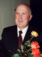 B4.JPG (13012 bytes)