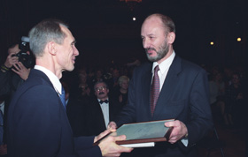 IB2.JPG (19273 bytes)