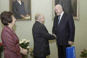 ST3.JPG (57682 bytes)