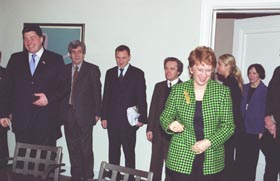 K1.JPG (16745 bytes)