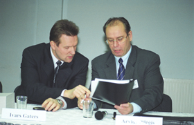 PAS1.JPG (48105 bytes)