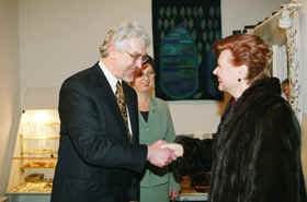 INSTITUTS.JPG (67272 bytes)