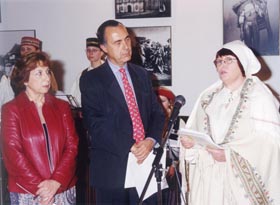 O9.JPG (19688 bytes)