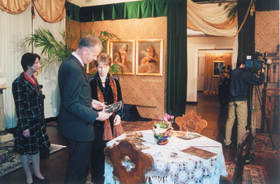 ROZENIEKS2.JPG (76780 bytes)