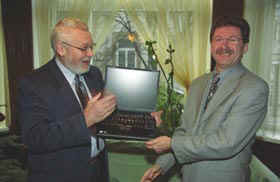 LVBALVA2.JPG (20545 bytes)