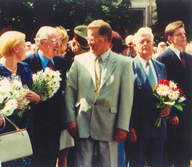 DELINS001.PNG (135784 bytes)