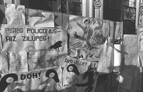 BA002.PNG (44467 bytes)