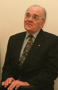 DELINS.PNG (102601 bytes)