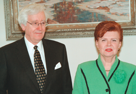 EDSO.PNG (106476 bytes)