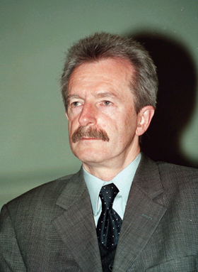 LANCMANIS.PNG (202197 bytes)