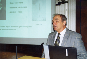 RIKARDS1.PNG (91419 bytes)