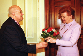 RASTRAP1.PNG (100924 bytes)