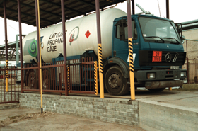 GAZE.PNG (108771 bytes)