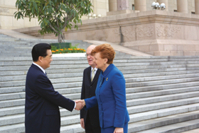 KINA4.PNG (104596 bytes)