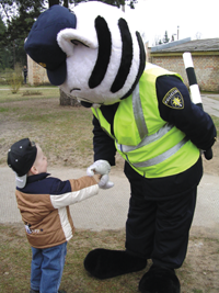 IZSTADE 015.PNG (111510 bytes)