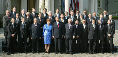 EIROPA11.PNG (156986 bytes)