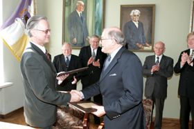 AKADEMIJA.PNG (100279 bytes)