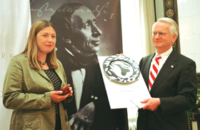 ANDERSENS2.PNG (99776 bytes)