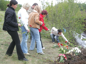 MAUSEVICS1.PNG (136523 bytes)