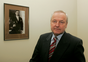 PIKS2.PNG (77709 bytes)