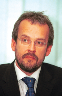 ZILE.PNG (112545 bytes)