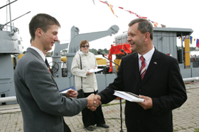 DIPLOM2.PNG (91281 bytes)