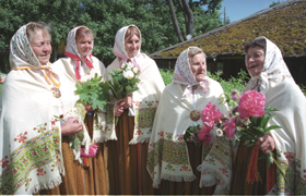 LATGALE07.PNG (118654 bytes)