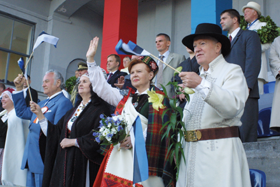 VIKE3.PNG (113415 bytes)