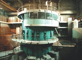 ATOMS.PNG (114426 bytes)