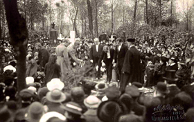 DUBURS005.PNG (112095 bytes)