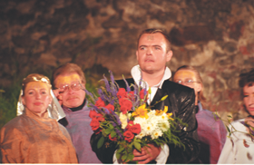 HAMLETS03.PNG (99302 bytes)