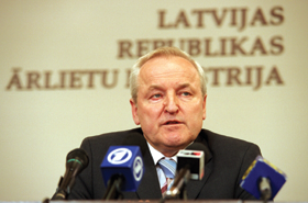 PIKS.PNG (94624 bytes)