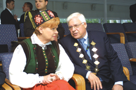 VIKE2.PNG (102936 bytes)