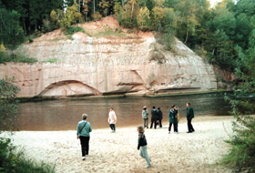 GAUJA2.PNG (124059 bytes)