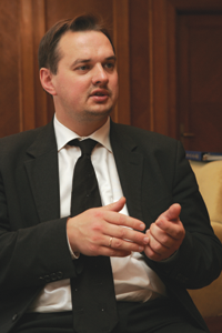 RADZEVICS2.PNG (91404 bytes)