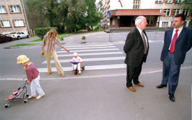 SKOLA.PNG (101776 bytes)