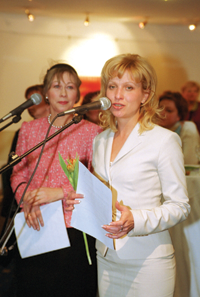 SIEVIETES.PNG (116539 bytes)