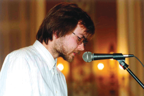 LUNA001.PNG (87380 bytes)