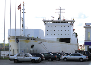 PIRMAAA.PNG (92294 bytes)